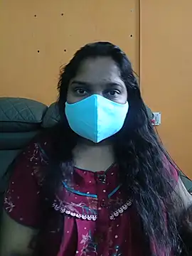 Snapshot of lovely-latha chatting on July 1, 4:46 am lovely-latha online show from July 1, 4:46 am
