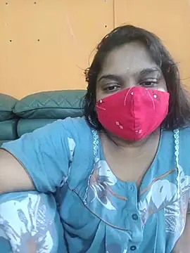 Snapshot of lovely-latha chatting on May 27, 2:08 am lovely-latha online show from May 27, 2:08 am