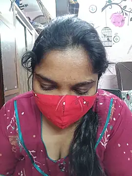 Snapshot of lovely-latha chatting on May 28, 5:41 pm lovely-latha online show from May 28, 5:41 pm