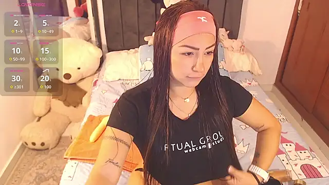 hornymillf  online show from June 18, 2:44 pm