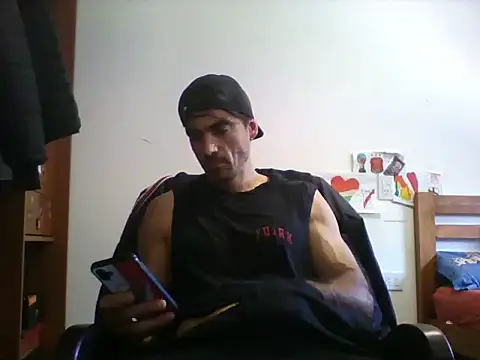 Snapshot of Luckyan10 chatting on November 14, 12:42 pm Luckyan10 online show from November 14, 12:42 pm