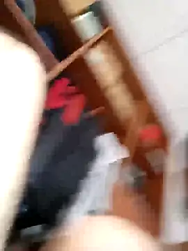 Snapshot of Luckyan10 chatting on November 6, 10:41 am Luckyan10 online show from November 6, 10:41 am