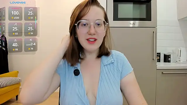 Snapshot of Charmy_Gracy chatting on July 11, 10:59 am Charmy Gracy online show from July 11, 10:59 am