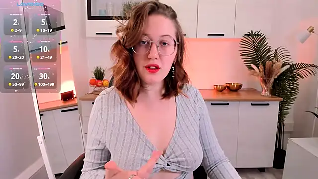 Snapshot of Charmy_Gracy chatting on February 19, 10:56 am Charmy Gracy online show from February 19, 10:56 am