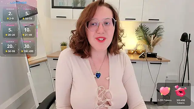 Charmy Gracy online show from May 12, 11:38 am