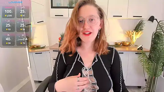 Charmy Gracy online show from March 19, 10:59 am