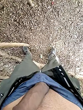 Snapshot of breejs chatting on October 23, 6:12 am breejs online show from October 23, 6:12 am