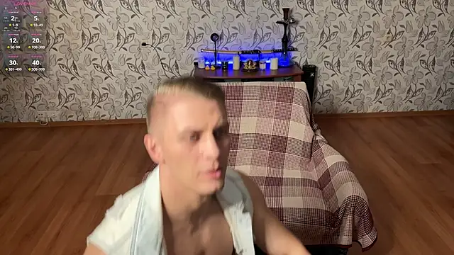 Snapshot of michaelbradleu chatting on October 22, 8:08 pm michaelbradleu online show from October 22, 8:08 pm