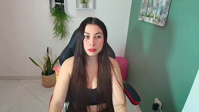 Snapshot of bella_99_ chatting on September 13, 12:38 pm bella 99 online show from September 13, 12:38 pm