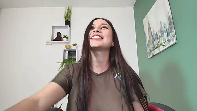 Snapshot of bella_99_ chatting on January 24, 3:34 pm bella 99 online show from January 24, 3:34 pm