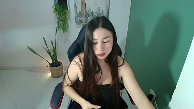 bella 99  online show from December 5, 12:26 pm