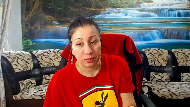 MoistMady online show from February 26, 6:24 am