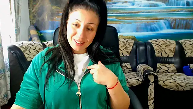 Snapshot of MoistMady chatting on March 7, 10:46 am MoistMady online show from March 7, 10:46 am