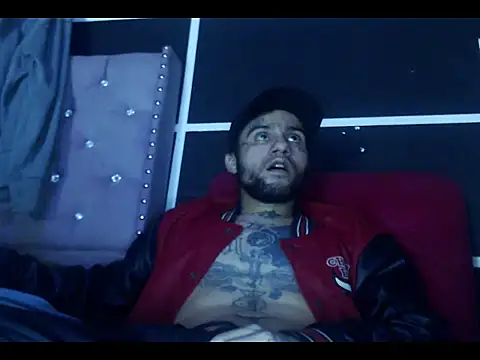 Snapshot of Christian_Stiven1 chatting on October 23, 7:18 am Christian Stiven1 online show from October 23, 7:18 am