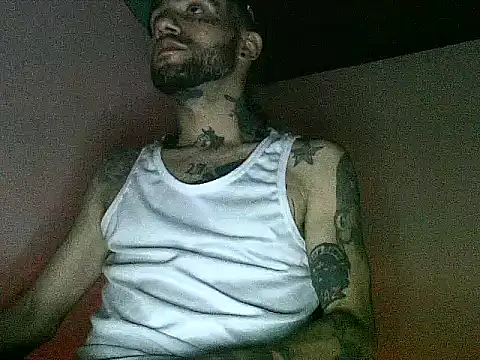 Snapshot of Christian_Stiven1 chatting on May 14, 4:53 am Christian Stiven1 online show from May 14, 4:53 am