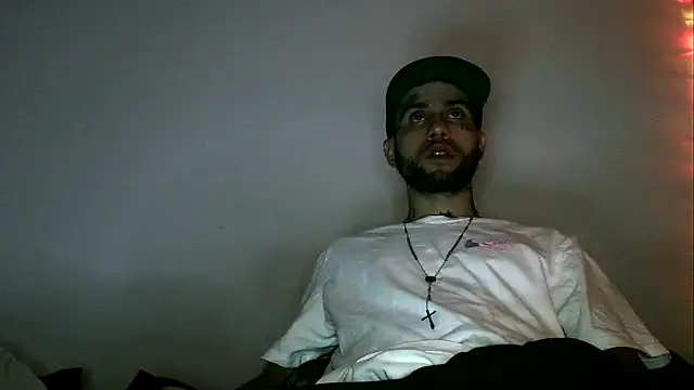 Snapshot of Christian_Stiven1 chatting on May 22, 8:56 am Christian Stiven1 online show from May 22, 8:56 am