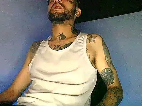 Snapshot of Christian_Stiven1 chatting on May 15, 2:20 am Christian Stiven1 online show from May 15, 2:20 am