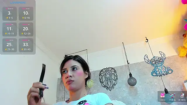 Rebeca xs online show from February 2, 8:30 pm