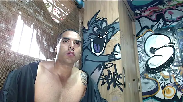 Justin Frank online show from July 19, 11:01 pm