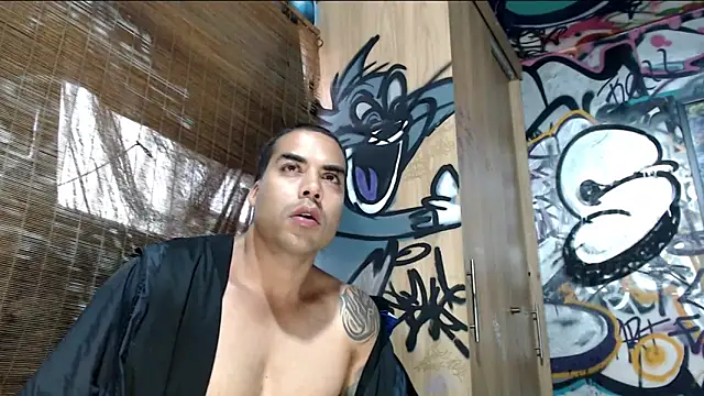 Justin Frank online show from March 31, 9:06 pm