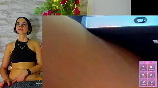 Amelia Myers online show from December 4, 10:53 pm