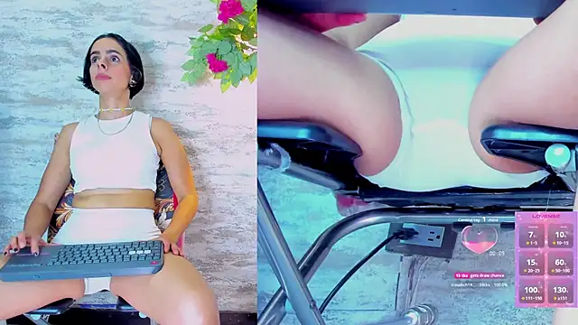 Amelia Myers online show from October 25, 8:09 pm