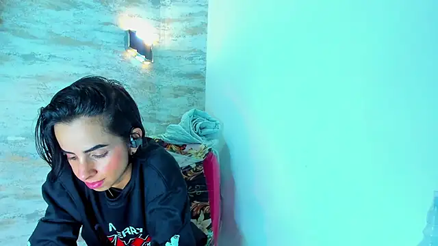 Amelia Myers online show from December 18, 11:41 pm