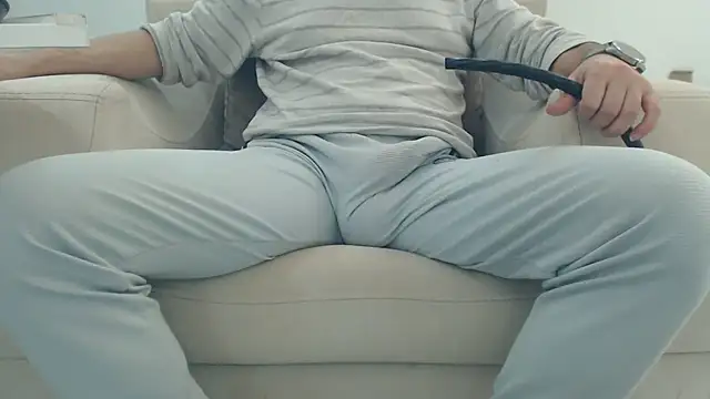 masterxmonster online show from February 8, 7:00 pm