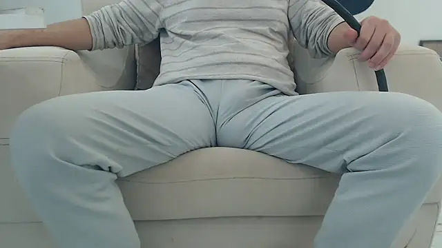 masterxmonster online show from December 18, 8:30 am