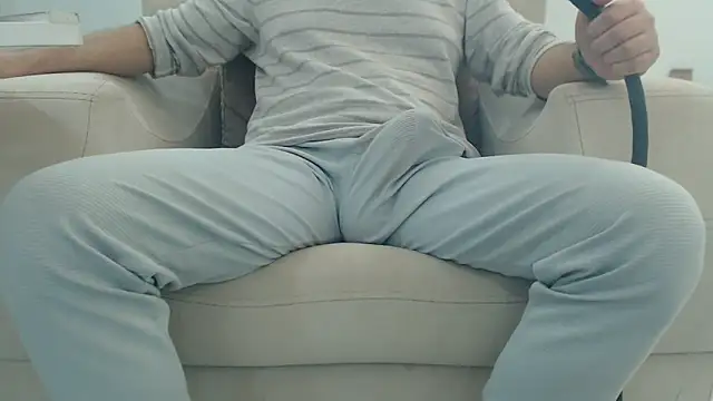 masterxmonster online show from February 10, 12:42 am