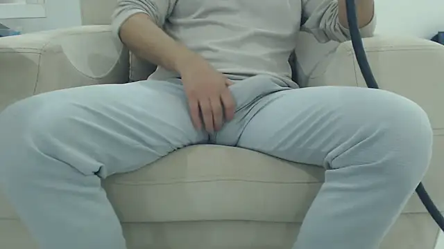 masterxmonster online show from April 6, 12:17 am