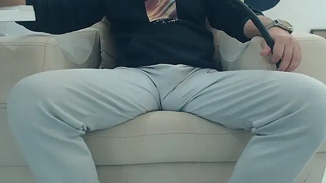 masterxmonster online show from December 15, 7:20 pm