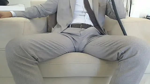 masterxmonster online show from November 4, 7:01 am