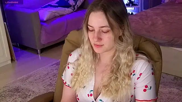 elinanortas online show from October 9, 1:06 am