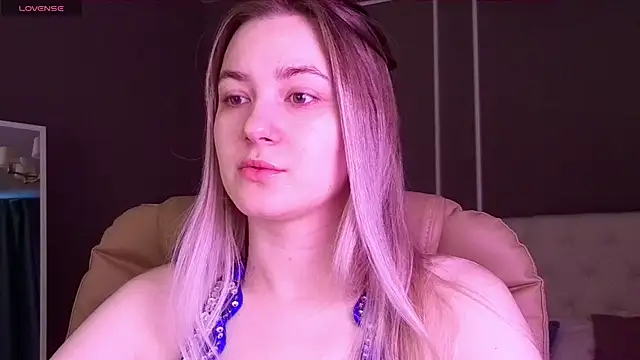 elinanortas online show from September 26, 1:12 am