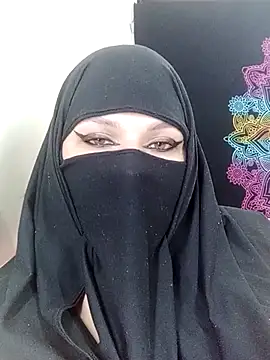 Snapshot of evelyn__salah chatting on October 22, 11:03 pm evelyn salah online show from October 22, 11:03 pm