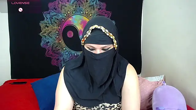 Snapshot of evelyn__salah chatting on October 26, 8:42 pm evelyn salah online show from October 26, 8:42 pm