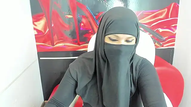 evelyn  salah online show from January 16, 10:14 pm