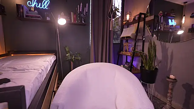 camila3   online show from April 30, 6:37 pm