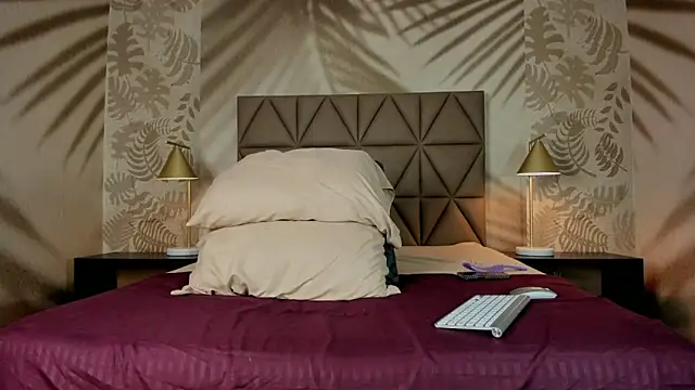 Scarleett 22 online show from March 18, 7:48 pm