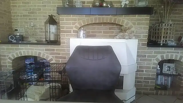 LiquidLeonie online show from March 15, 11:39 am