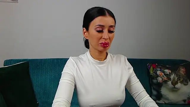 Snapshot of SaraDaisy chatting on November 29, 6:19 pm SaraDaisy online show from November 29, 6:19 pm