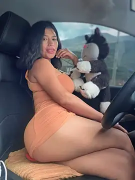 sexi noemi online show from November 4, 2:10 pm