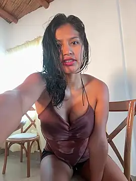 Snapshot of sexi_noemi chatting on March 16, 1:27 pm sexi noemi online show from March 16, 1:27 pm