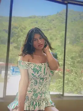 Snapshot of sexi_noemi chatting on September 27, 3:51 pm sexi noemi online show from September 27, 3:51 pm