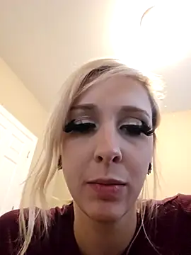 AmethystFoxx online show from November 15, 10:25 pm