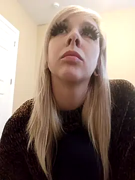 AmethystFoxx online show from January 9, 10:28 pm