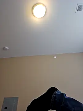 AmethystFoxx online show from April 15, 6:01 pm