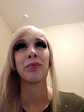 AmethystFoxx online show from December 20, 12:13 am