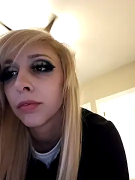 AmethystFoxx online show from November 29, 9:48 pm